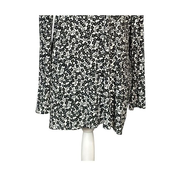 J Jill Top Wearever Size Large Black Floral Tie Back Long Sleeve Stretch Boxy - Picture 6 of 10